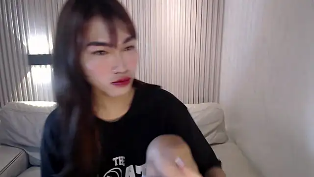 lovelychanel69xx online show from 12/18/25, 01:22