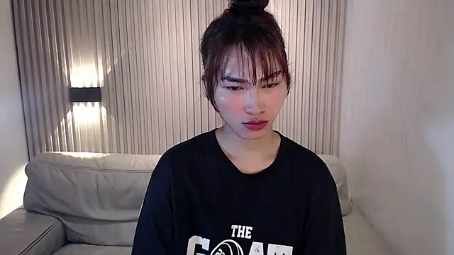 lovelychanel69xx online show from 12/18/25, 11:41