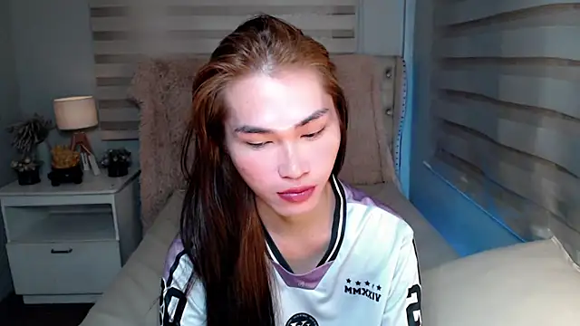 lovelychanel69xx online show from 10/17/25, 10:55