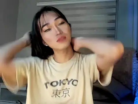 lovelychanel69xx online show from 09/19/25, 10:47