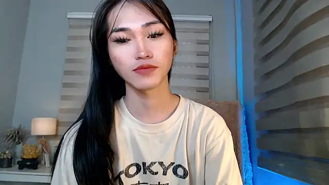 lovelychanel69xx online show from 10/12/25, 10:55