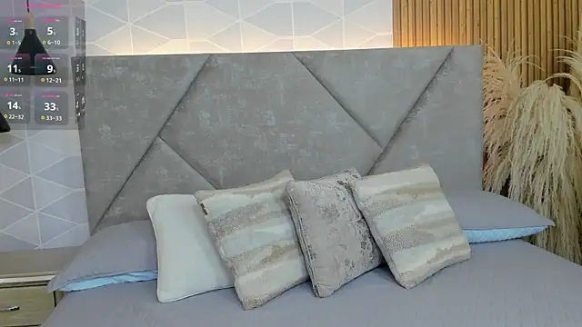 Jade Whisper online show from 10/11/25, 01:28