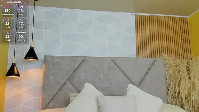 Jade Whisper online show from 09/10/25, 01:26