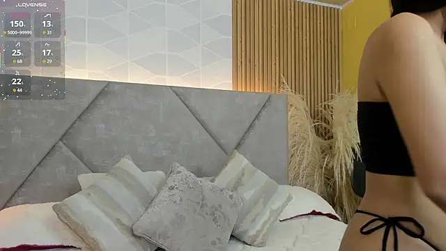 Jade Whisper online show from 09/26/25, 01:34