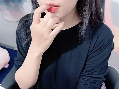 Snapshot of Bino119 chatting on 11/03/25, 04:17 Bino119 online show from 11/03/25, 04:17