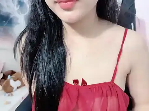 Snapshot of Bino119 chatting on 10/28/25, 01:43 Bino119 online show from 10/28/25, 01:43