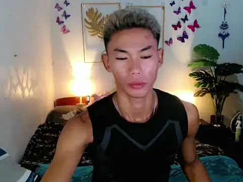 Snapshot of naughty_rence chatting on 07/19/26, 01:19 naughty rence online show from 07/19/26, 01:19