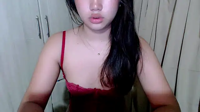 Snapshot of hannah_ley18 chatting on 10/02/25, 06:33 hannah ley18 online show from 10/02/25, 06:33