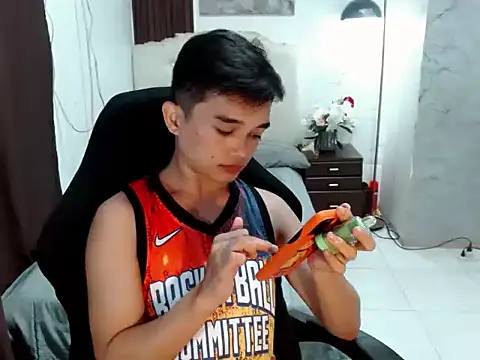 Snapshot of sexysam14 chatting on 11/02/25, 10:53 sexysam14 online show from 11/02/25, 10:53