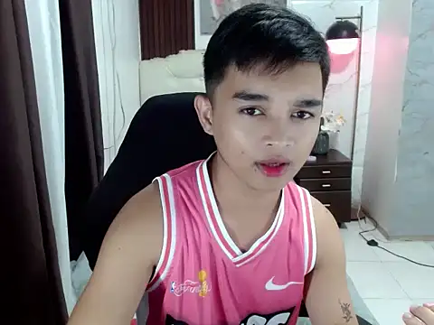 Snapshot of sexysam14 chatting on 12/02/25, 04:58 sexysam14 online show from 12/02/25, 04:58