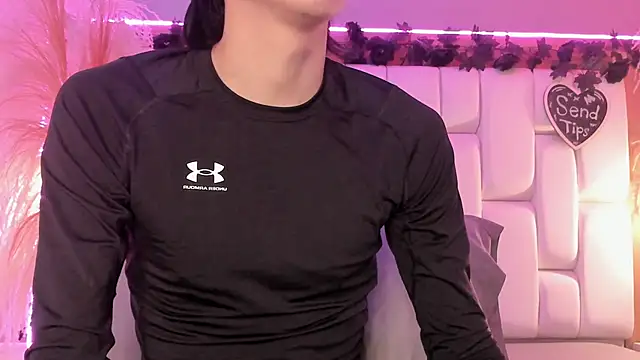 Daphne And Roger online show from 03/19/26, 11:21