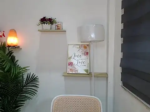 scarlett brownx69 online show from 04/17/26, 05:43