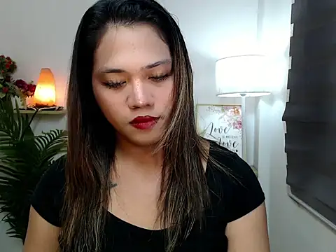 Snapshot of scarlett_brownx69 chatting on 10/06/25, 11:33 scarlett brownx69 online show from 10/06/25, 11:33