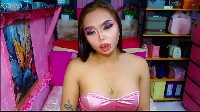 MoniqueCeleste online show from 10/10/25, 05:14