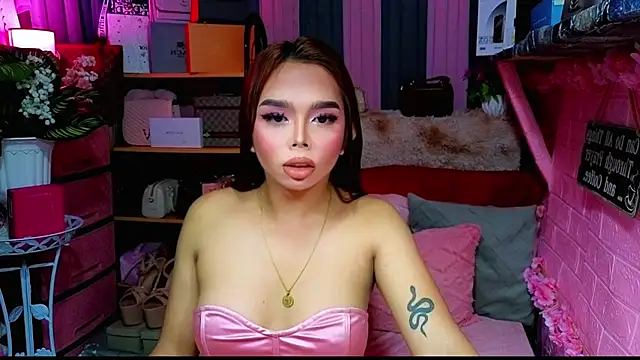 MoniqueCeleste online show from 11/15/25, 02:54