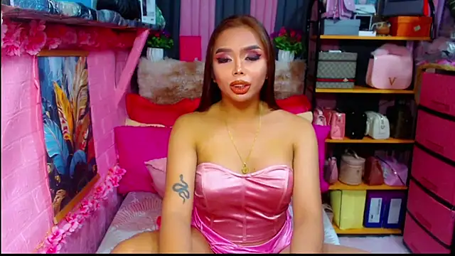 MoniqueCeleste online show from 10/12/25, 05:58