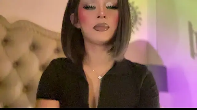 solana imani online show from 04/25/26, 01:41