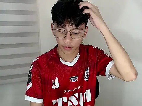 ynotyu online show from 09/16/25, 05:19