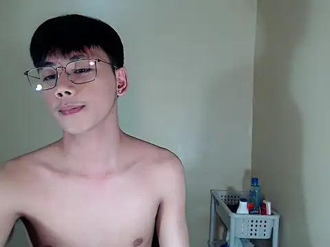 ynotyu online show from 11/05/25, 01:47