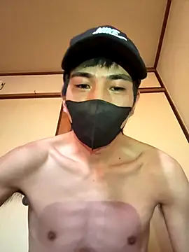 Snapshot of taka1106fuji chatting on 12/15/25, 07:03 taka1106fuji online show from 12/15/25, 07:03