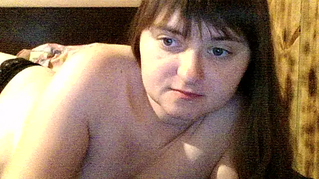 LuckyLust11 online show from 09/14/25, 11:43