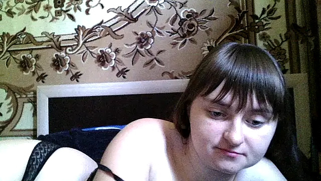 LuckyLust11 online show from 09/10/25, 09:41