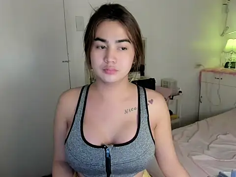 Snapshot of Alovelydoll_nica chatting on 07/07/26, 02:53 Alovelydoll nica online show from 07/07/26, 02:53
