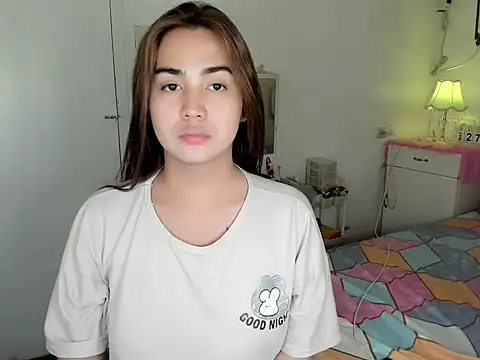 Snapshot of Alovelydoll_nica chatting on 05/27/26, 12:45 Alovelydoll nica online show from 05/27/26, 12:45
