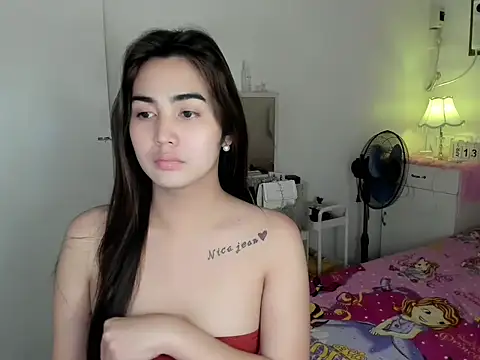 Snapshot of Alovelydoll_nica chatting on 04/13/26, 01:48 Alovelydoll nica online show from 04/13/26, 01:48