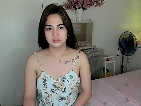 Snapshot of Alovelydoll_nica chatting on 03/02/26, 11:55 Alovelydoll nica online show from 03/02/26, 11:55