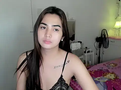 Snapshot of Alovelydoll_nica chatting on 04/10/26, 02:02 Alovelydoll nica online show from 04/10/26, 02:02