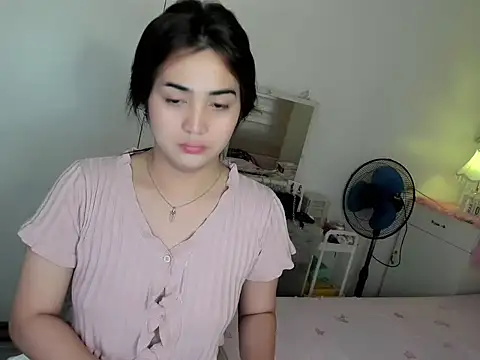 Snapshot of Alovelydoll_nica chatting on 03/06/26, 03:56 Alovelydoll nica online show from 03/06/26, 03:56