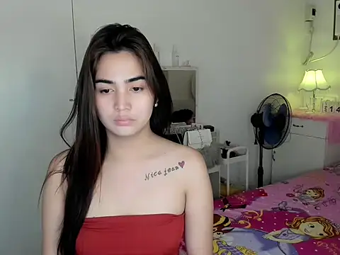 Snapshot of Alovelydoll_nica chatting on 04/14/26, 01:54 Alovelydoll nica online show from 04/14/26, 01:54