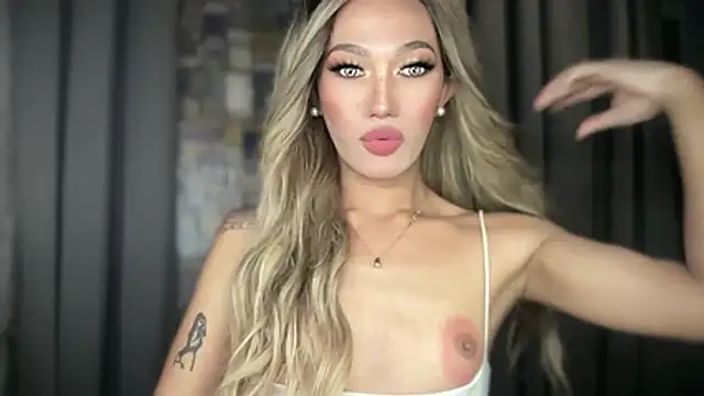 Lust-sluttymira online show from 12/02/25, 02:41