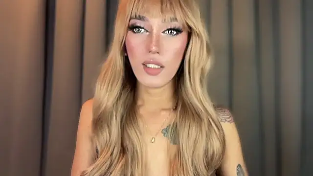 Lust-sluttymira online show from 10/28/25, 08:30