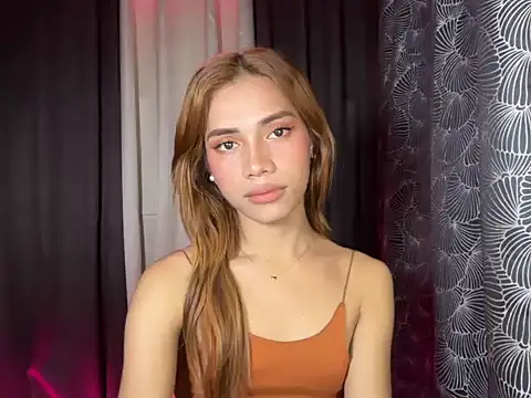 Lovelynikki03 online show from 01/14/26, 06:22