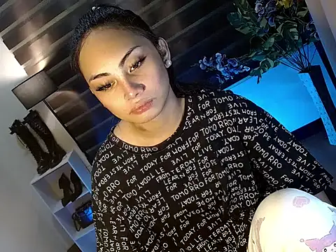 Bella subhunterx online show from 11/06/25, 01:37