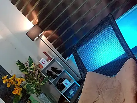 Bella subhunterx online show from 03/08/26, 07:44