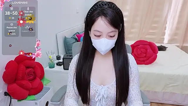 -MinaYoung- online show from 11/21/25, 03:27