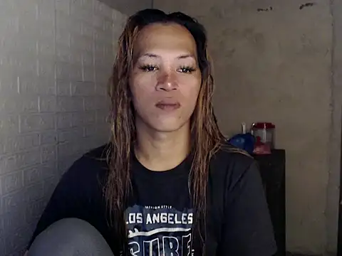 isabellabigcock06 online show from 04/15/26, 01:48
