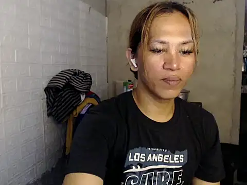 isabellabigcock06 online show from 03/25/26, 08:14