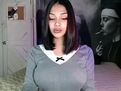 itsmekarinaaa online show from 03/29/26, 04:52