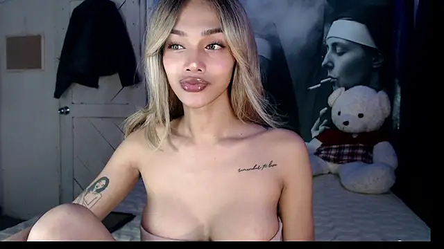 itsmekarinaaa online show from 06/09/26, 05:47