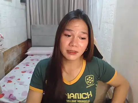 Snapshot of Sweet_sammie04 chatting on 05/30/26, 03:02 Sweet sammie04 online show from 05/30/26, 03:02