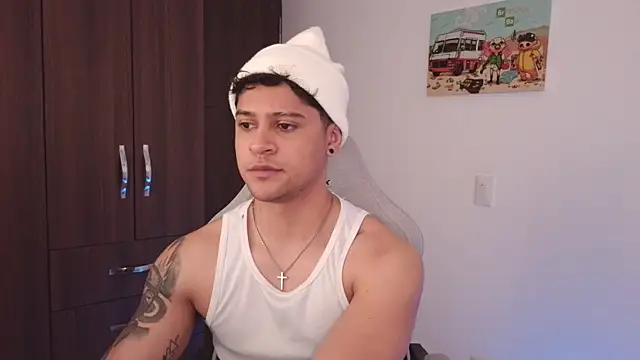 domsantiago  online show from 09/10/25, 10:42