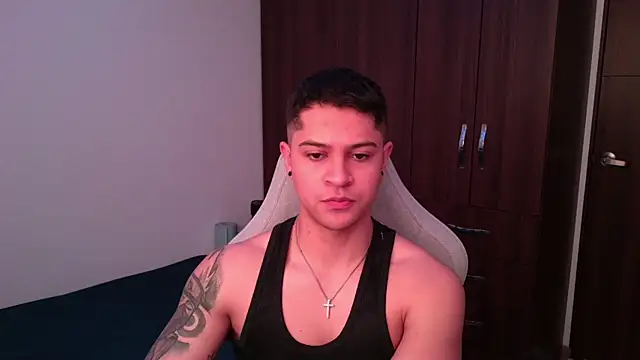 domsantiago  online show from 10/15/25, 05:32