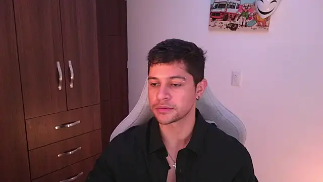 domsantiago  online show from 11/15/25, 10:58