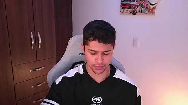 domsantiago  online show from 11/14/25, 12:03