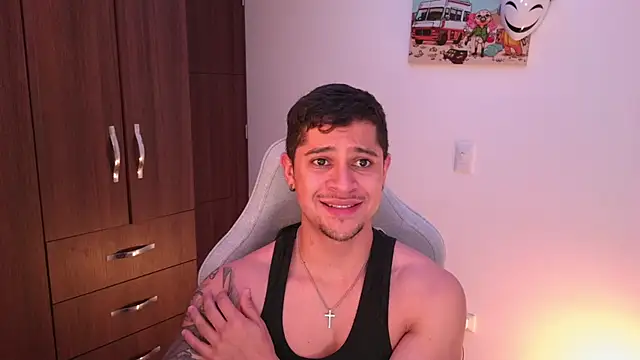 domsantiago  online show from 11/05/25, 02:14