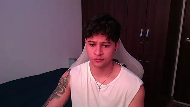 domsantiago  online show from 10/05/25, 03:25